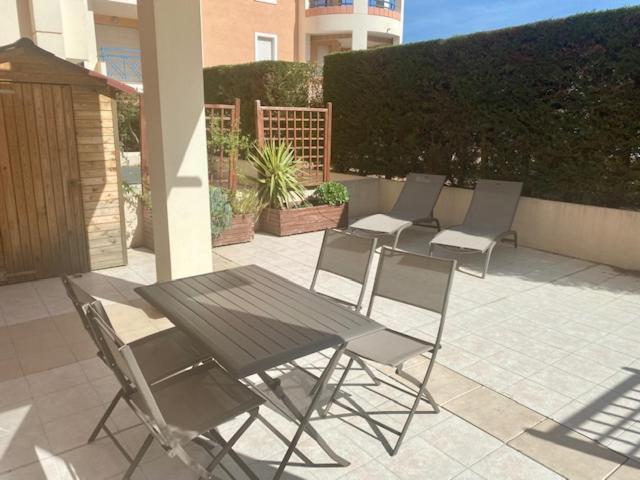 Appt 2 Pieces Port Frejus - Mega Terrasse + Garage公寓 外观 照片