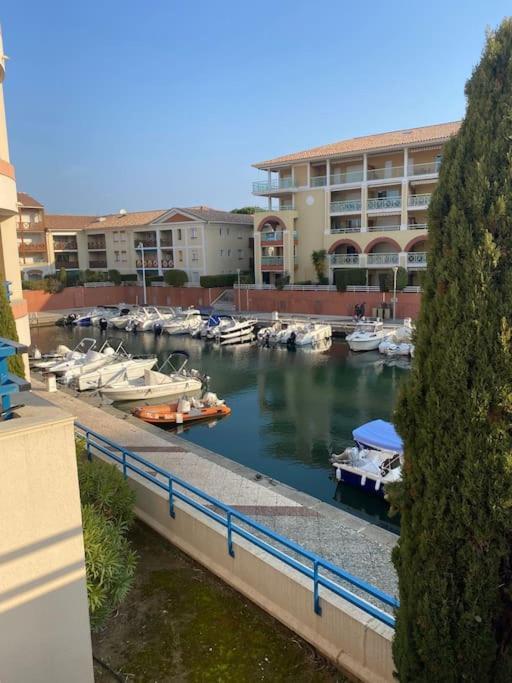 Appt 2 Pieces Port Frejus - Mega Terrasse + Garage公寓 外观 照片
